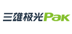 
三雄極光